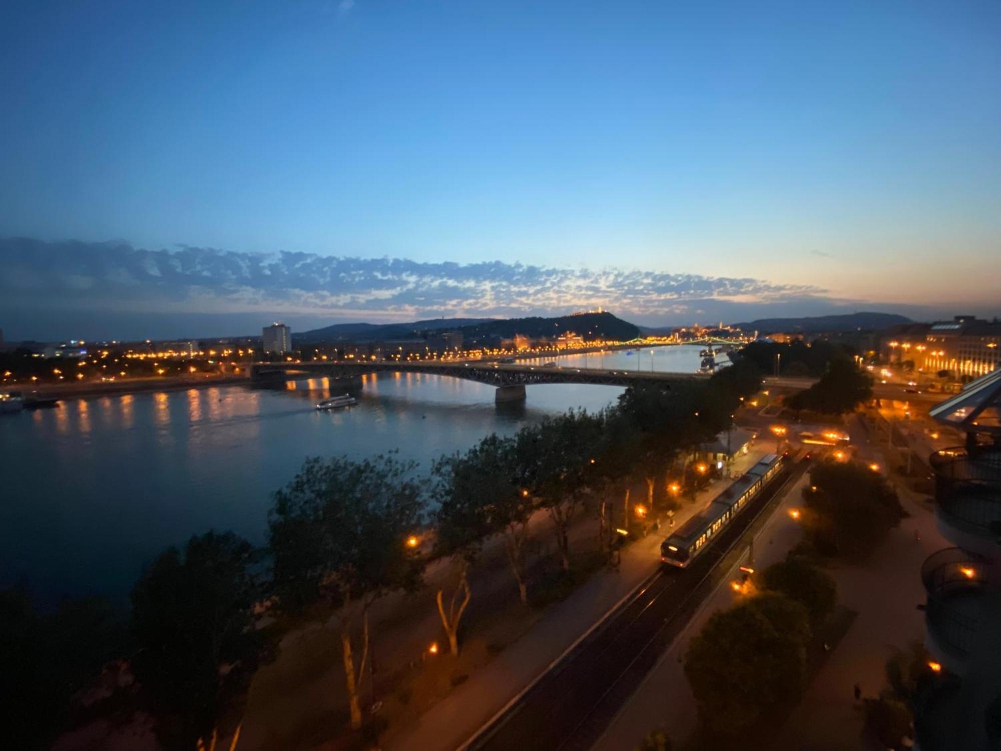 Danube Paradise Budapest Exterior foto