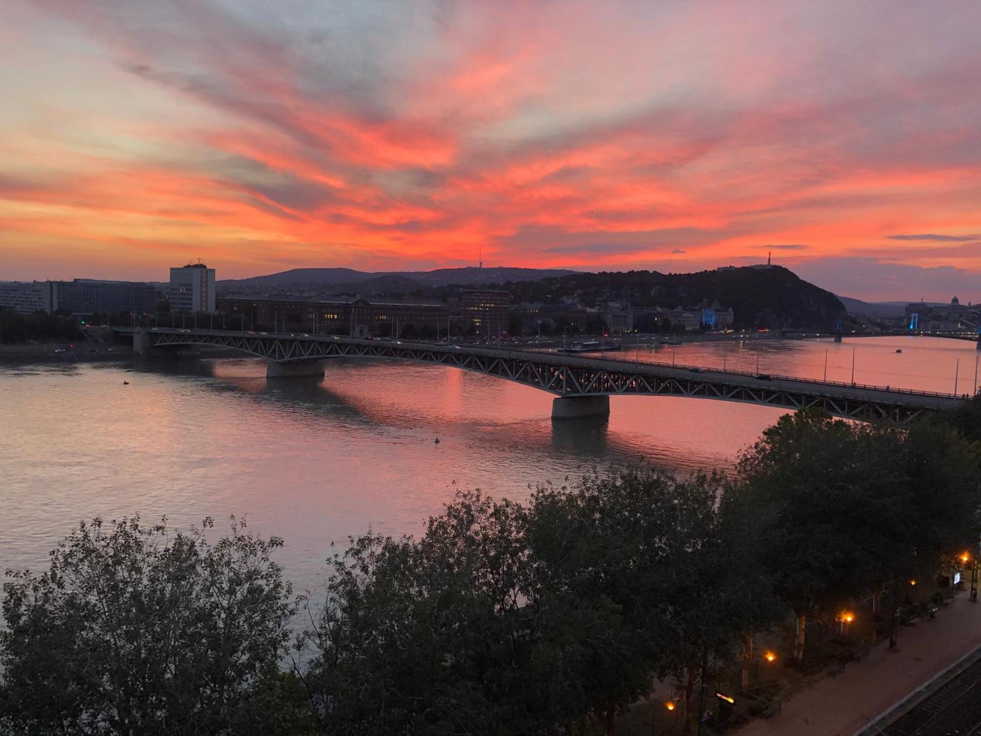Danube Paradise Budapest Exterior foto